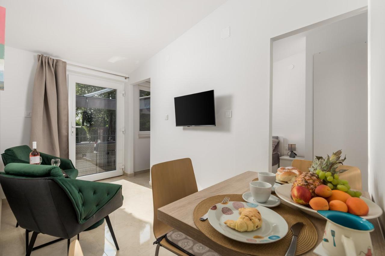 Clara Apartmán